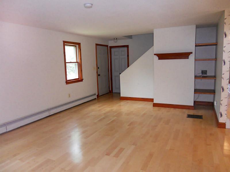 1072 East Ridge Road Cornville, ME 04976 - Photo 10 of 29 Living Room.