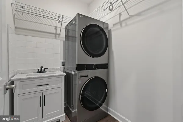 $1,099,000 | 3775 Mayors Way, Fairfax, VA 22030