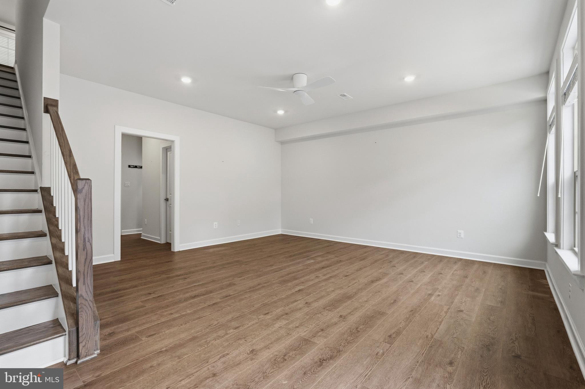 3775 Mayors Way Fairfax, VA 22030 - Photo 4 of 36
