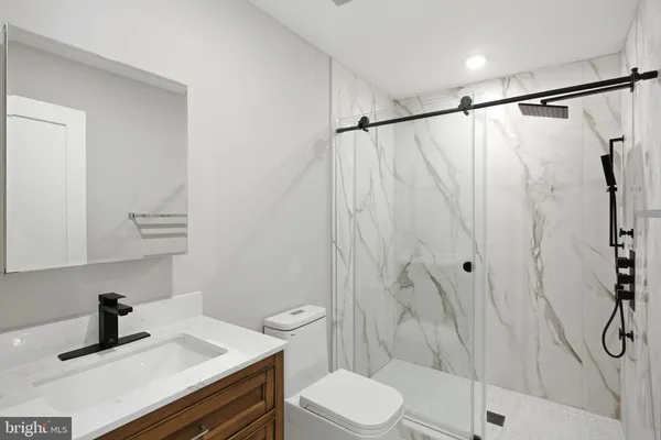 $2,620 | 1000 West Girard Avenue, Unit 251, Philadelphia, PA 19123