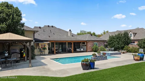 $975,000 | 119 Nellies Lane, Broussard, LA 70518