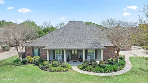 $975,000 | 119 Nellies Lane, Broussard, LA 70518