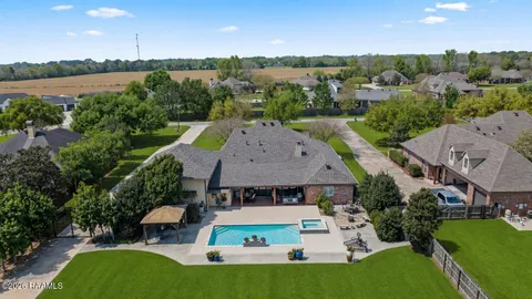 $975,000 | 119 Nellies Lane, Broussard, LA 70518