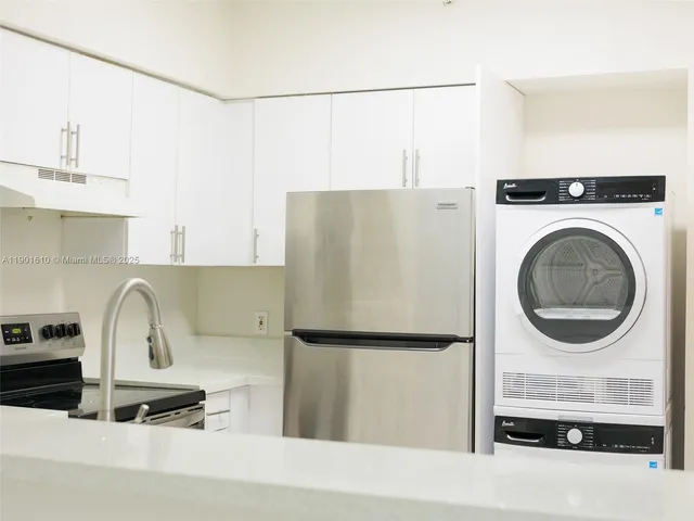 $2,400 | Flagami, Miami, FL 33126