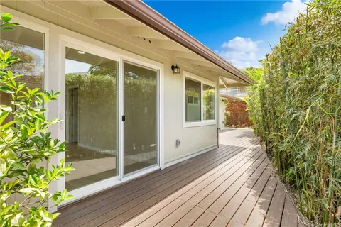 $1,430,000 | 1898 Iwi Way, Honolulu, HI 96816