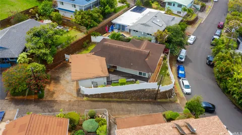 $1,430,000 | 1898 Iwi Way, Honolulu, HI 96816