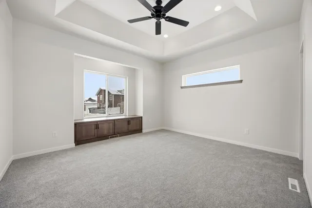 $499,900 | 7494 Eagle Point Drive South, Fargo, ND 58104