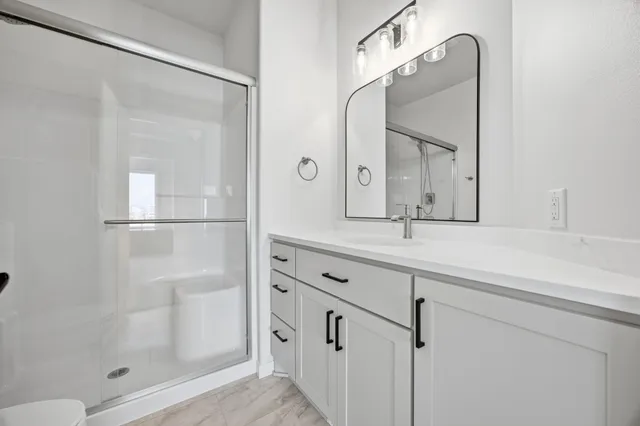 $499,900 | 7494 Eagle Point Drive South, Fargo, ND 58104