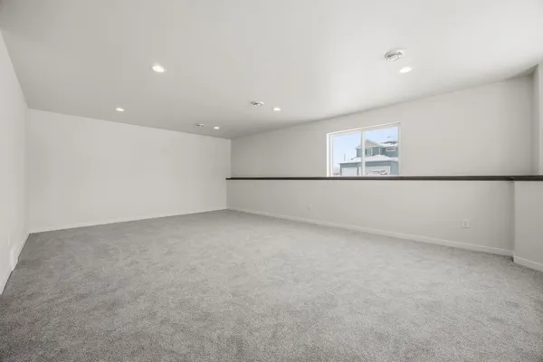 $499,900 | 7494 Eagle Point Drive South, Fargo, ND 58104