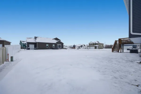 $499,900 | 7494 Eagle Point Drive South, Fargo, ND 58104