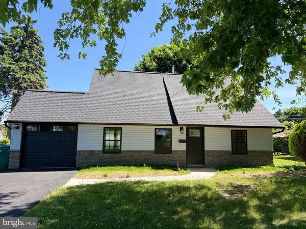 $479,900 | 44 Tinsel Road, Levittown, PA 19056