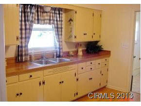 928 East Center Road Kokomo, IN 46902 - Photo 3 of 8 Gallery Image 3