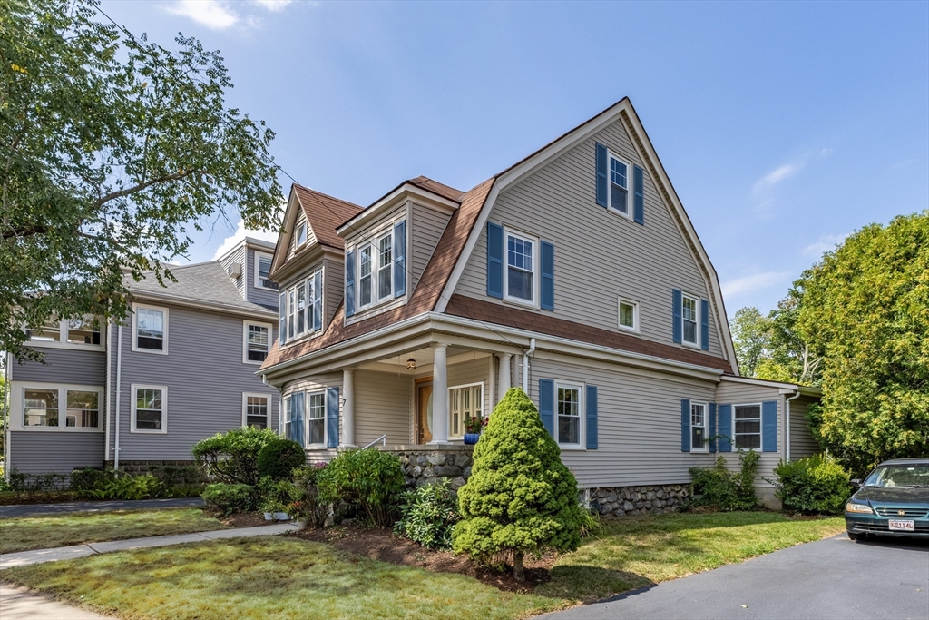 17 Ripley Road Belmont, MA 02478 - Photo 2 of 30 Gallery Image 2