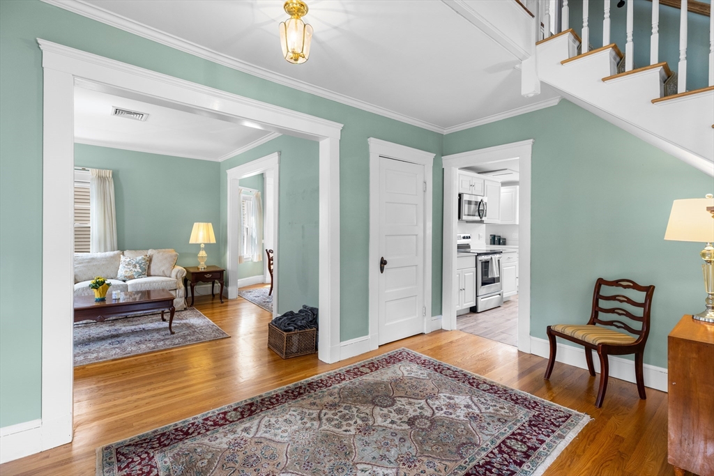 17 Ripley Road Belmont, MA 02478 - Photo 5 of 30 Gallery Image 5