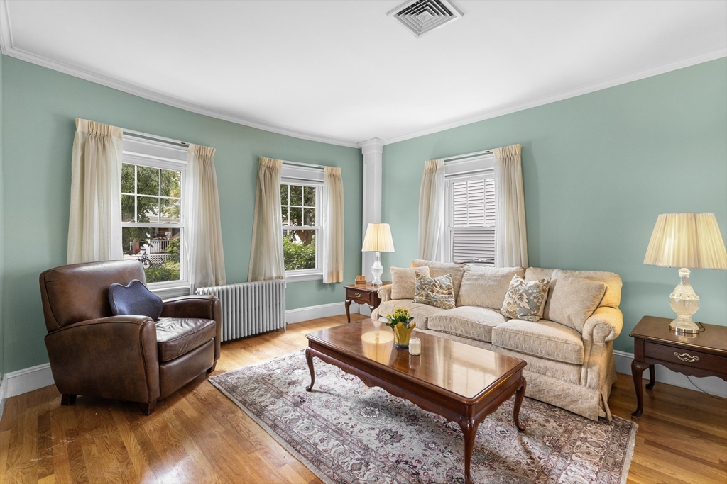 17 Ripley Road Belmont, MA 02478 - Photo 7 of 30 Gallery Image 7