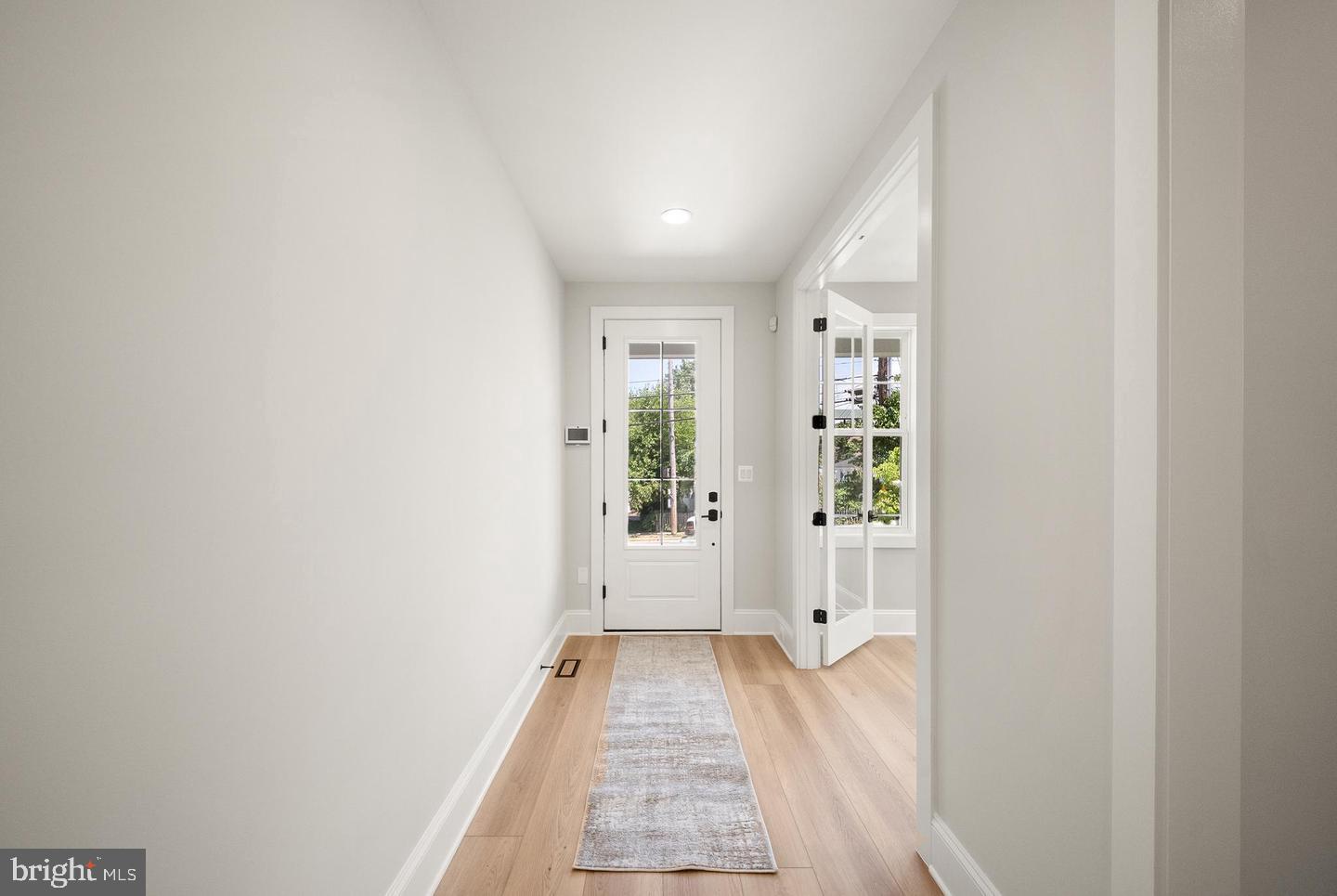 31 East Reed Avenue Alexandria, VA 22305 - Photo 7 of 75 Gallery Image 7