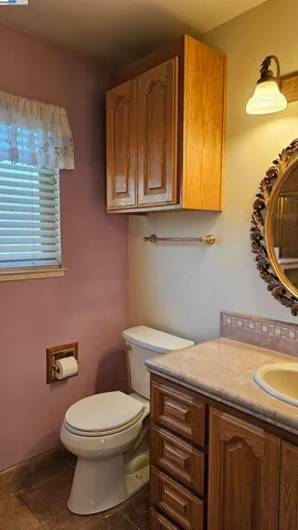 $496,000 | 33 Paseo Grande, Unit D, Hayward, CA 94541