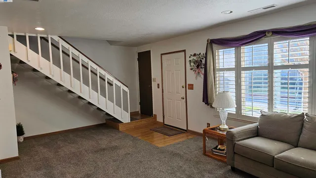 $496,000 | 33 Paseo Grande, Unit D, Hayward, CA 94541