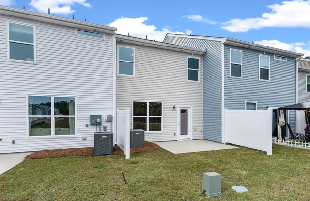 $321,990 | 398 Painted Lady Lane, Goose Creek, SC 29445