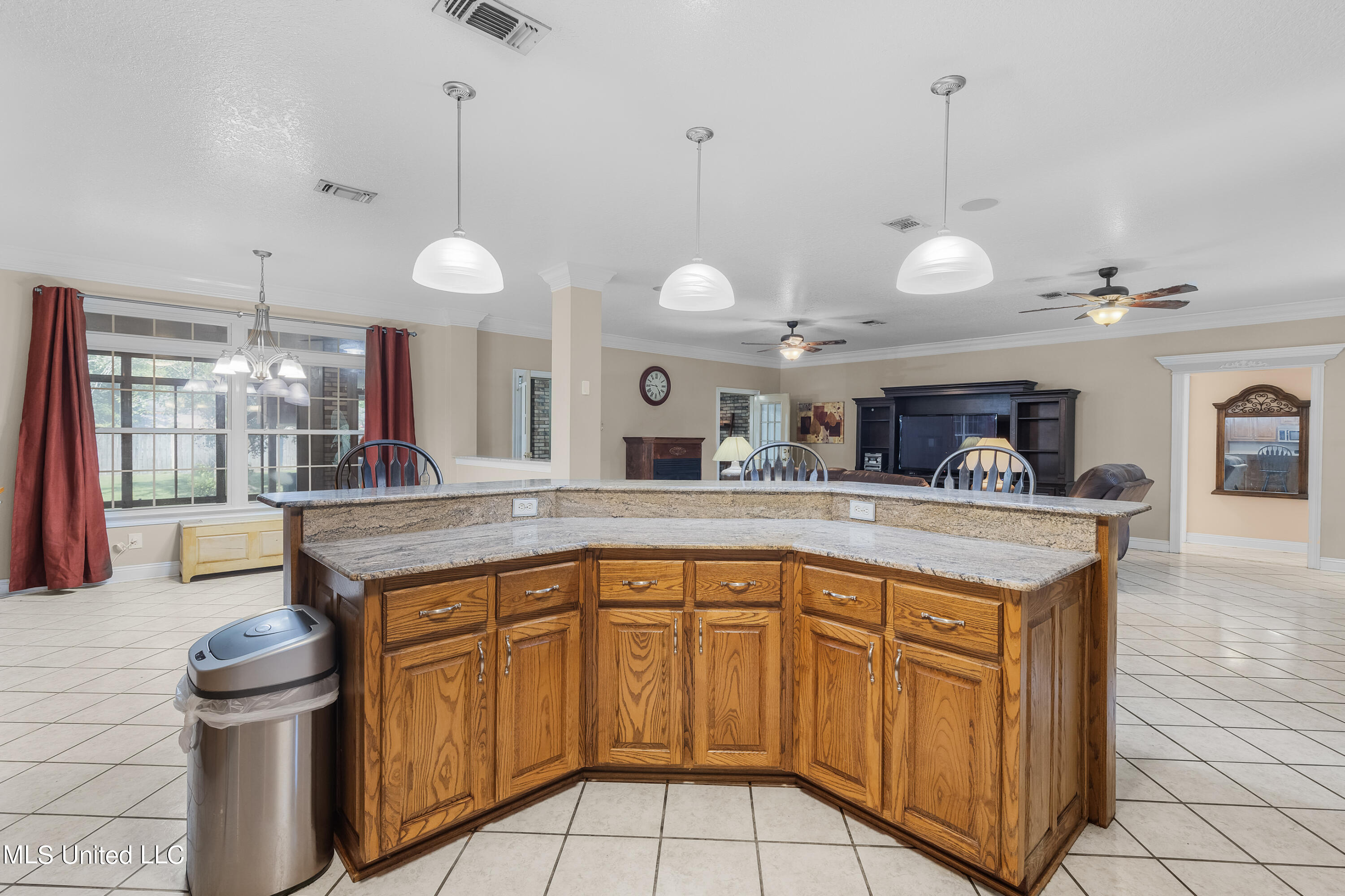 7013 Letort Lane Biloxi, MS 39532 - Photo 15 of 44 7013Letortelane-22