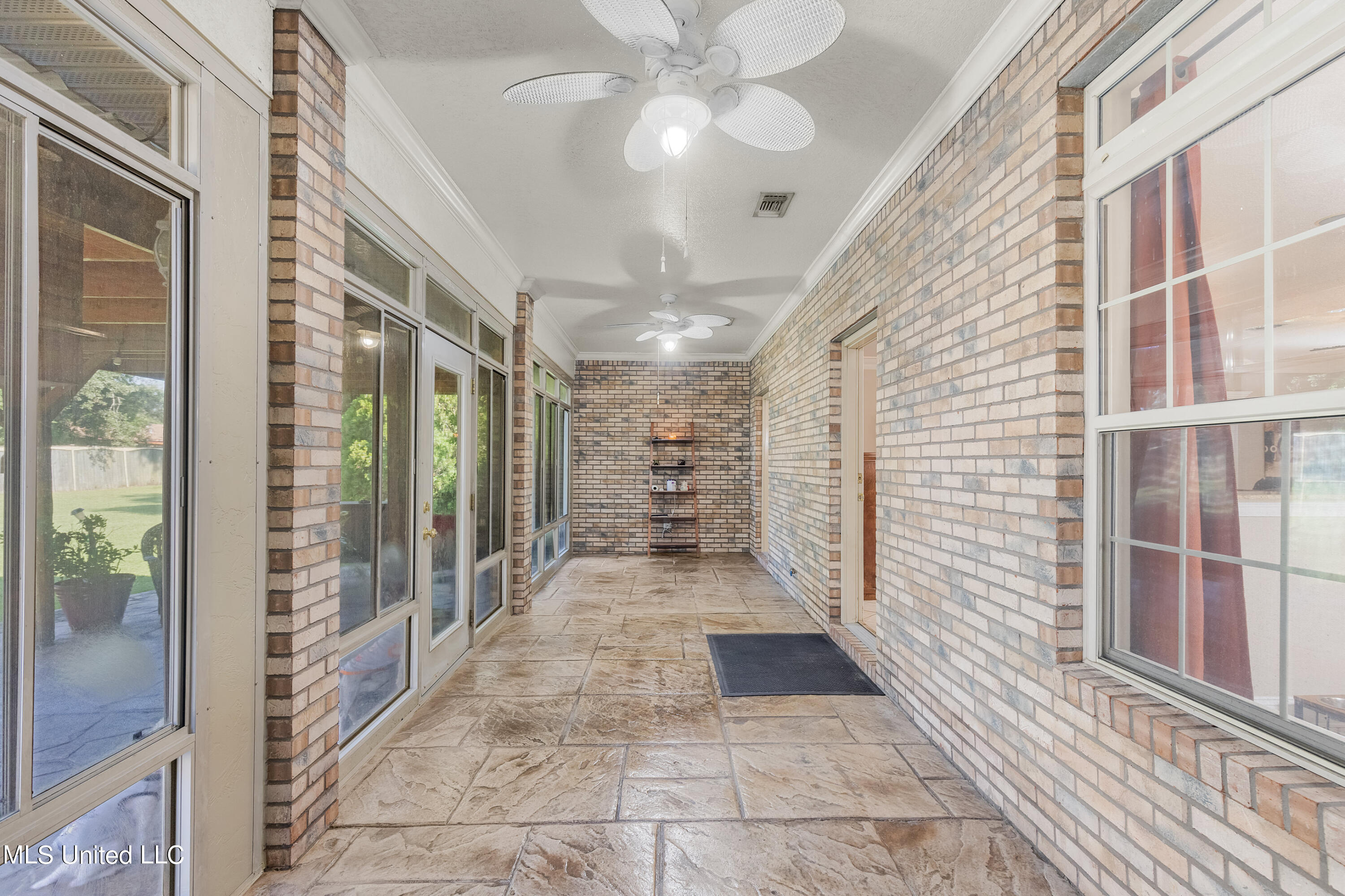 7013 Letort Lane Biloxi, MS 39532 - Photo 29 of 44 7013Letortelane-36