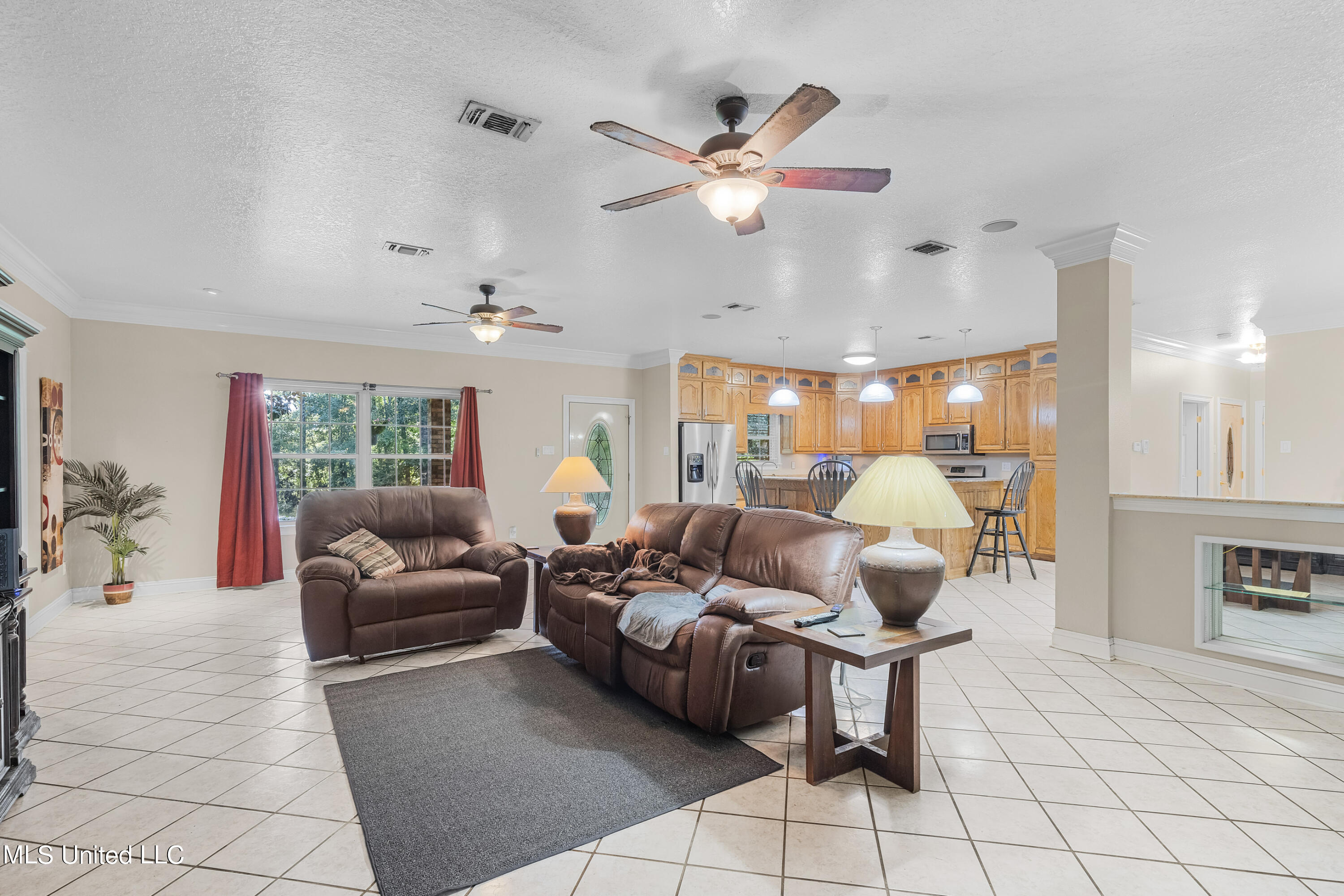 7013 Letort Lane Biloxi, MS 39532 - Photo 8 of 44 7013Letortelane-14
