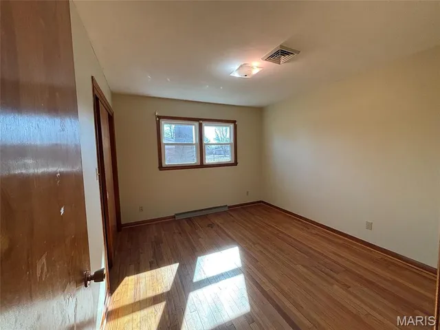 $230,000 | 710 North Maple Street, Vandalia, MO 63382