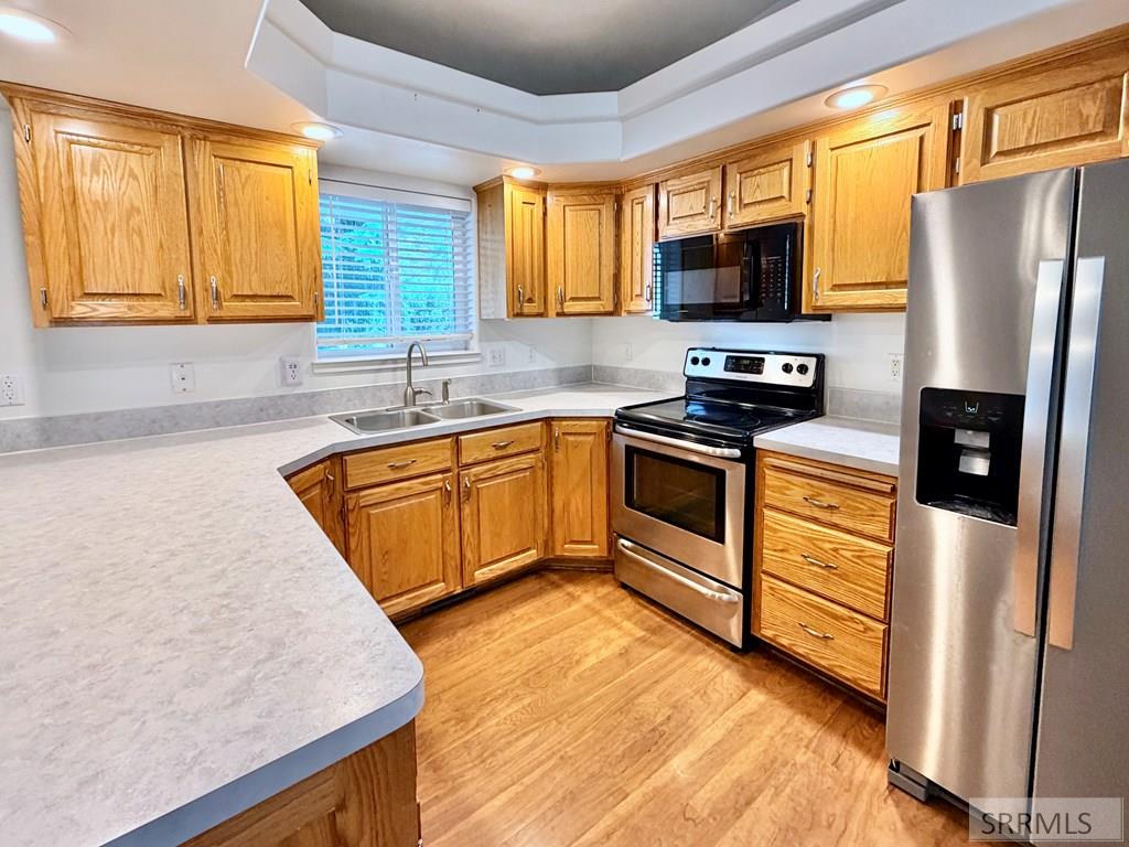 2948 Courtyard Circle Ammon, ID 83406 - Photo 6 of 25
