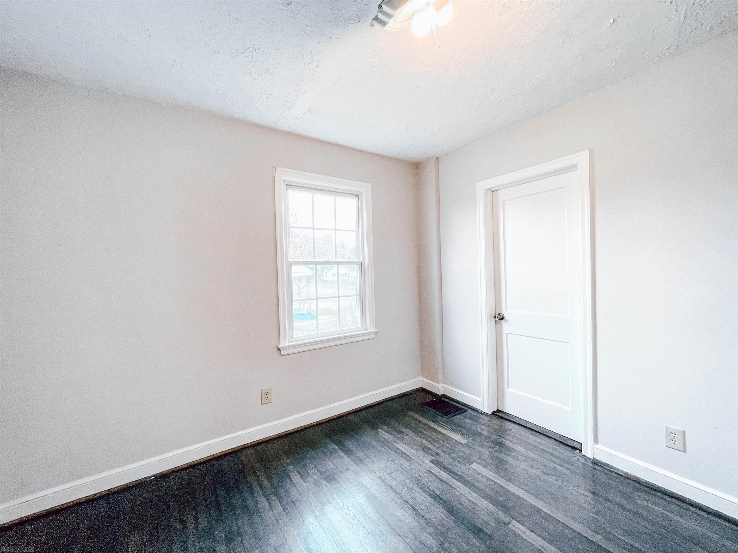 7539 Brandon Road Radford, VA 24141 - Photo 9 of 34 Gallery Image 9