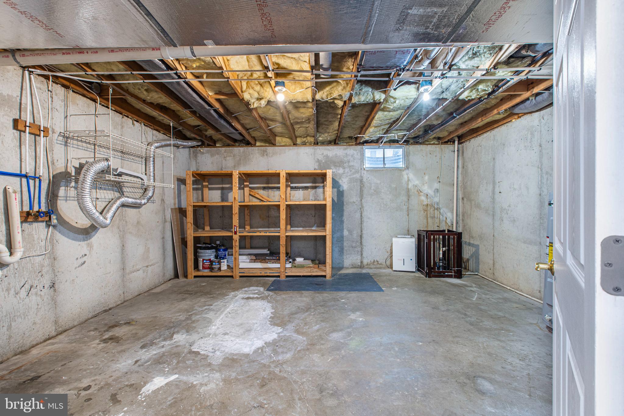 613 Candlestick Lane Newark, DE 19702 - Photo 26 of 33 a view of a car garage