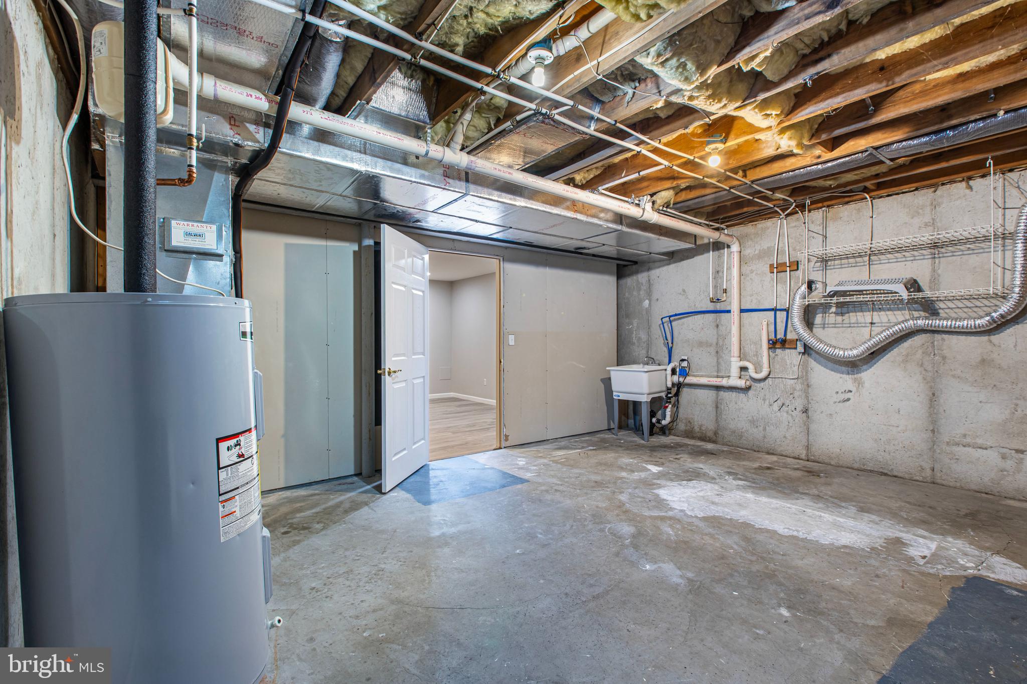 613 Candlestick Lane Newark, DE 19702 - Photo 27 of 33 a view of a storage room
