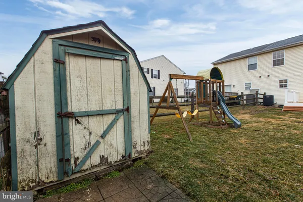 $2,300 | 613 Candlestick Lane, Newark, DE 19702