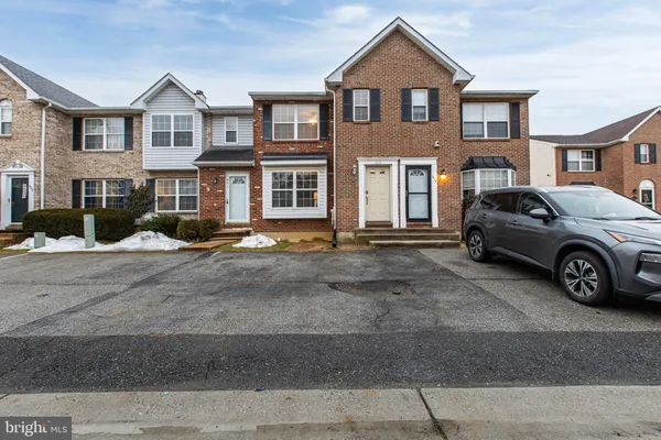 $2,300 | 613 Candlestick Lane, Newark, DE 19702