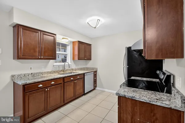 $2,300 | 613 Candlestick Lane, Newark, DE 19702