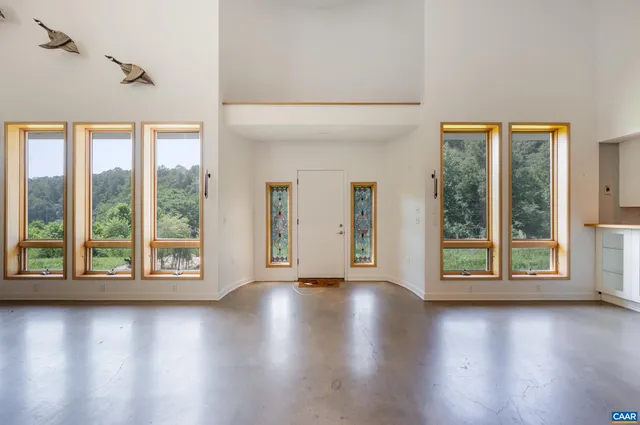 $649,000 | 350 Creekside Lane, Faber, VA 22938