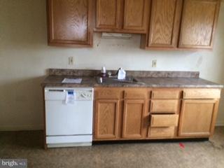 8056 Stratman Road Baltimore, MD 21222 - Photo 5 of 8 Kitchen