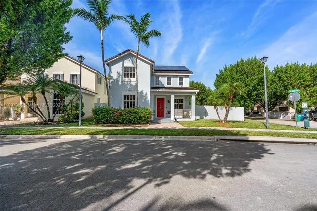 $529,900 | 14027 Southwest 274th Terrace, Homestead, FL 33032