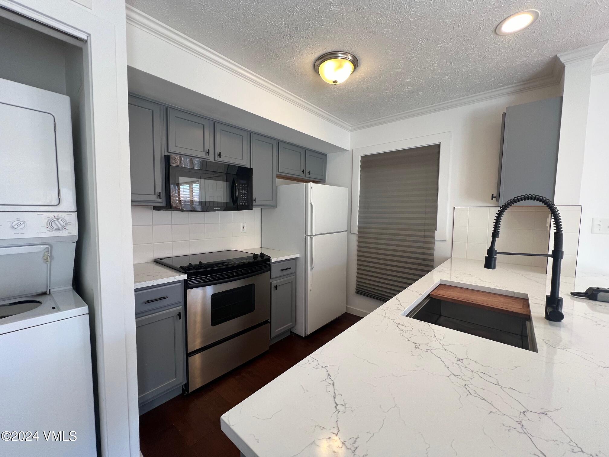 690 Nottingham Road, Unit 202 Avon, CO 81620 - Photo 1 of 11 IMG_0179