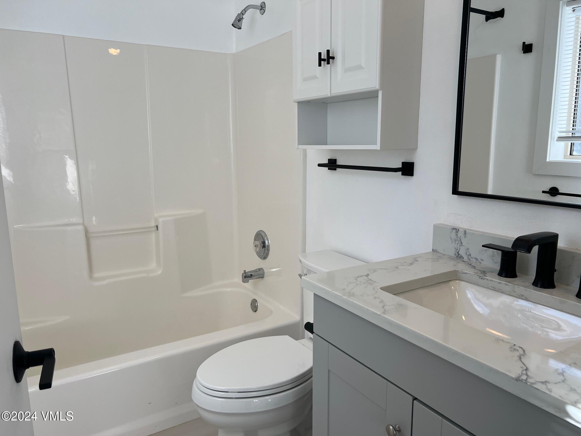 690 Nottingham Road, Unit 202 Avon, CO 81620 - Photo 8 of 11 IMG_0168