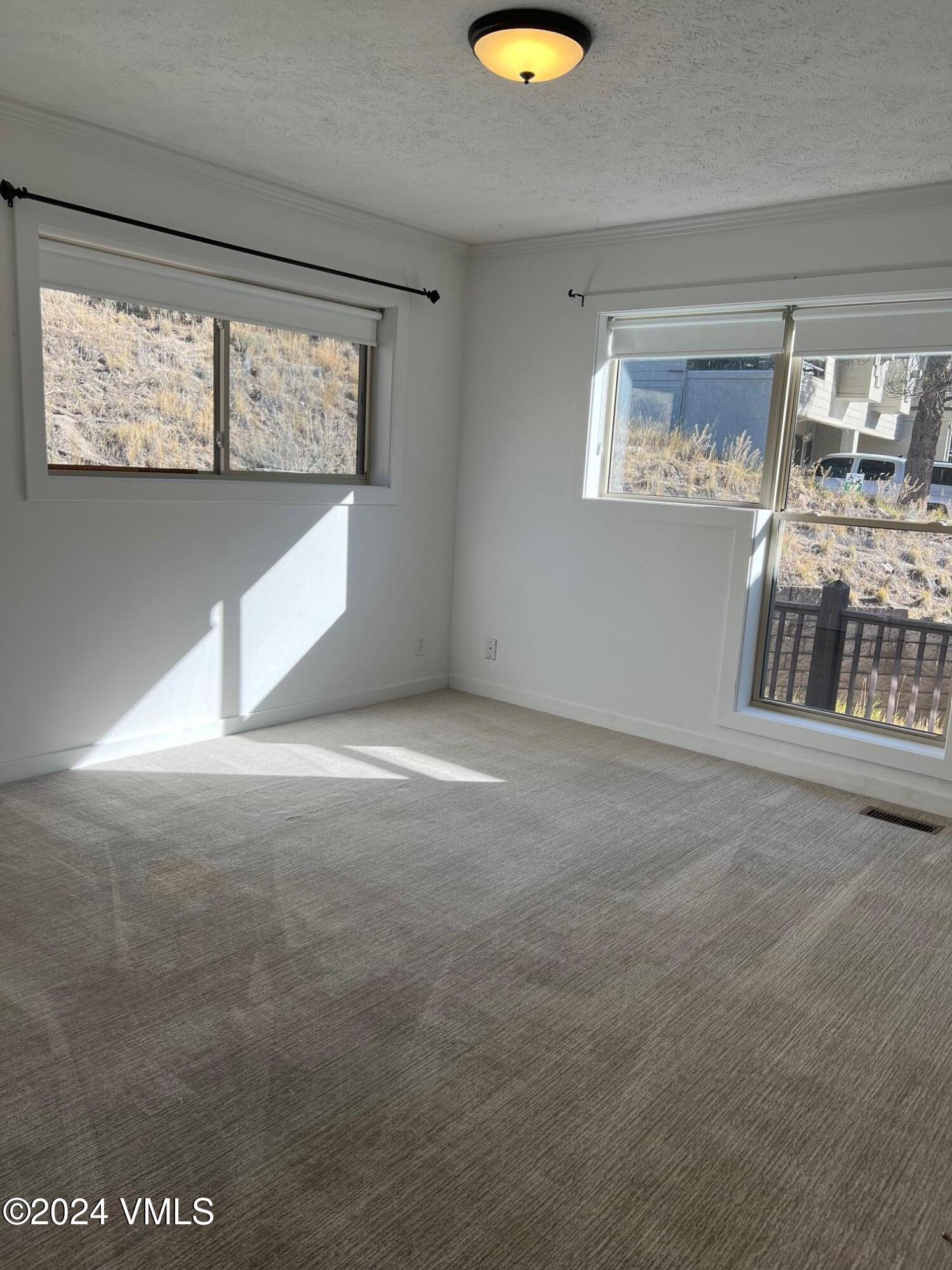 690 Nottingham Road, Unit 202 Avon, CO 81620 - Photo 9 of 11 IMG_0171