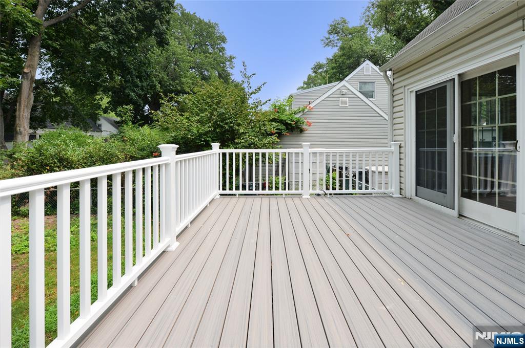 10 Remington Road Fair Lawn, NJ 07410 - Photo 6 of 24