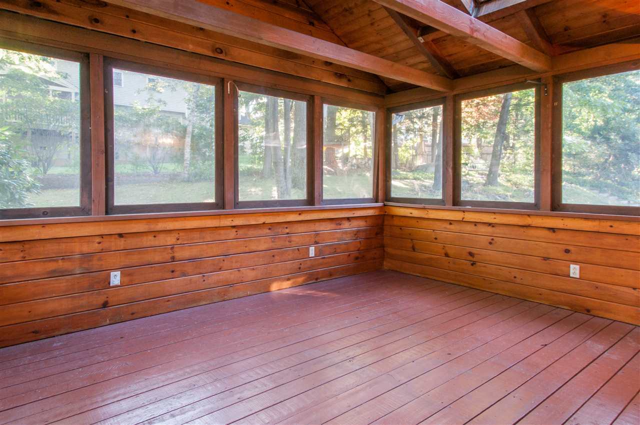 86 Peele Road Nashua, NH 03062 - Photo 14 of 33