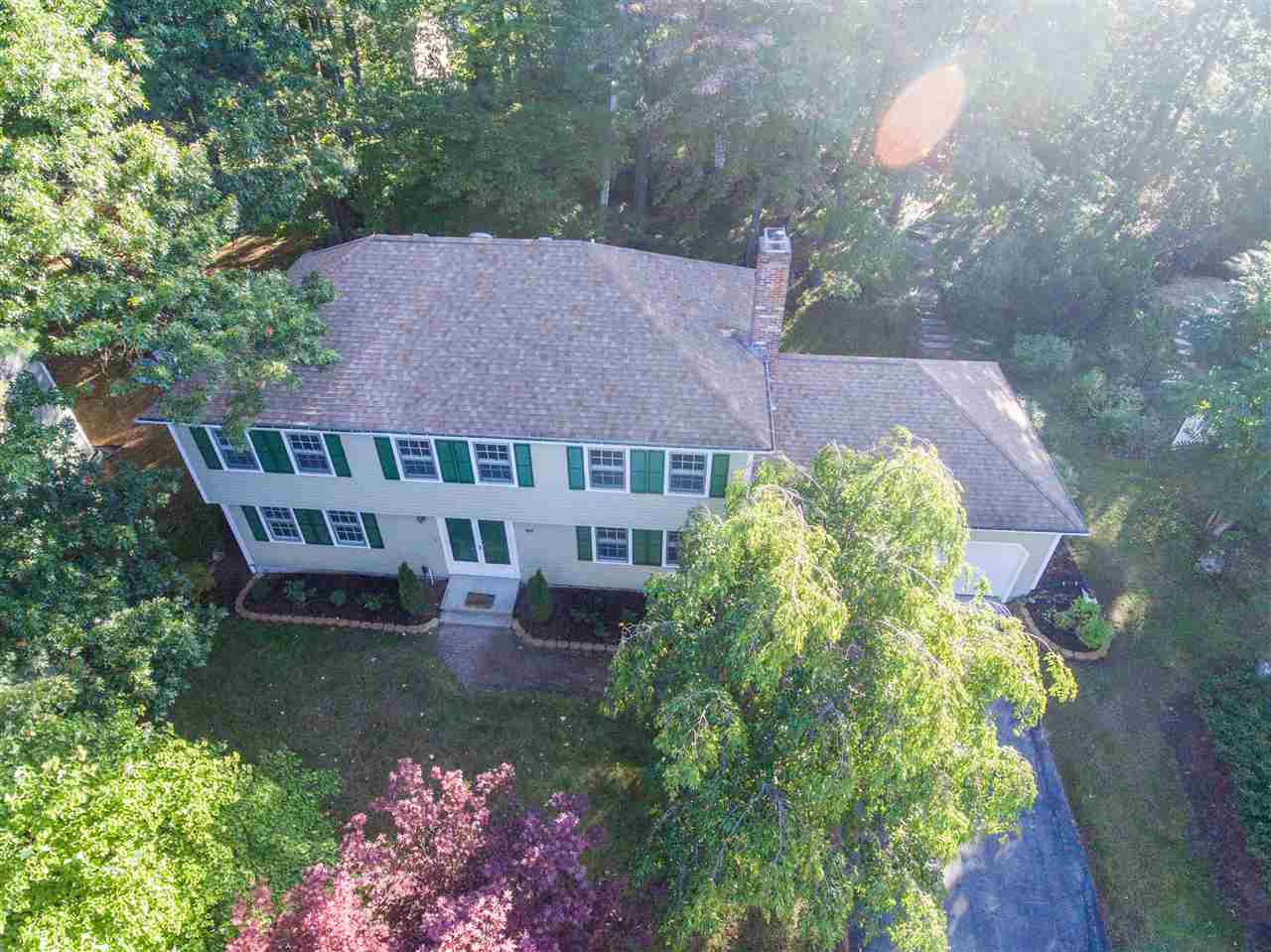 86 Peele Road Nashua, NH 03062 - Photo 4 of 33