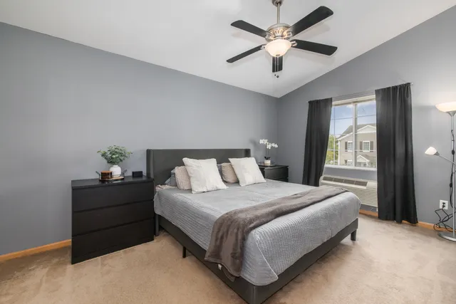 $190,000 | 124 Bertram Drive, Unit L, Yorkville, IL 60560