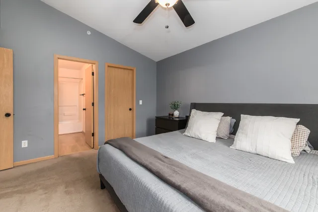 $190,000 | 124 Bertram Drive, Unit L, Yorkville, IL 60560