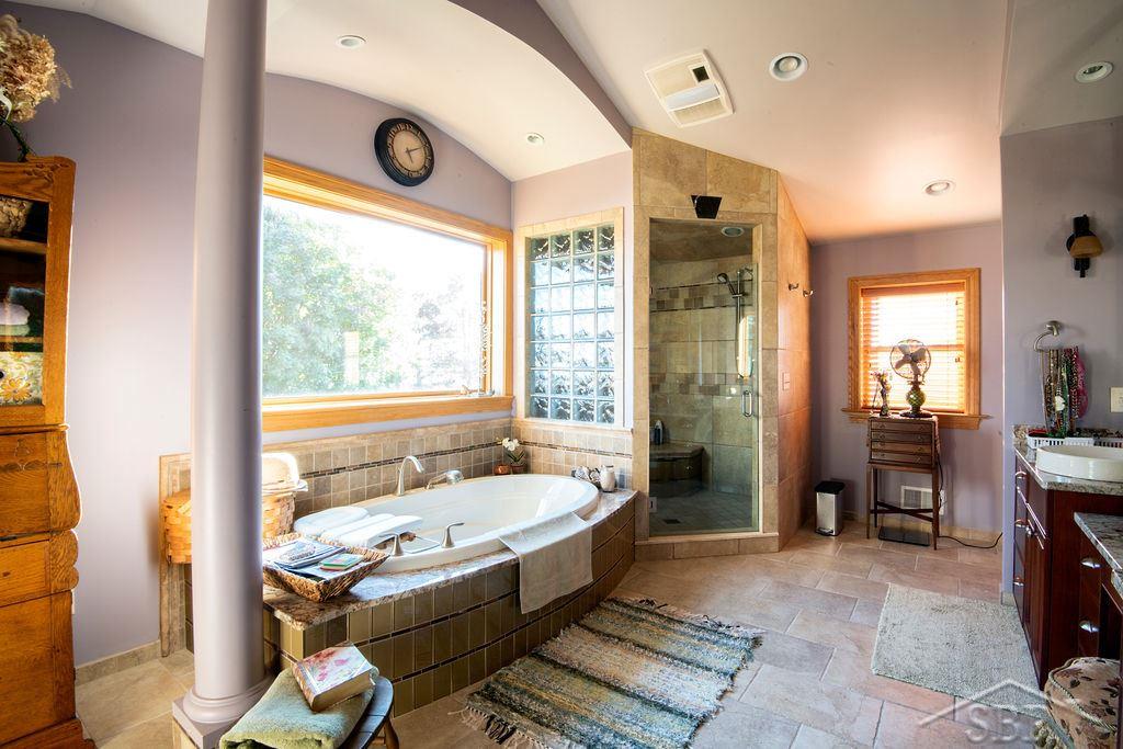 8211 Dixon Road Reese, MI 48757 - Photo 24 of 27 Master Bath