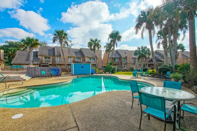 $199,900 | 21 Ormond Place, Destrehan, LA 70047