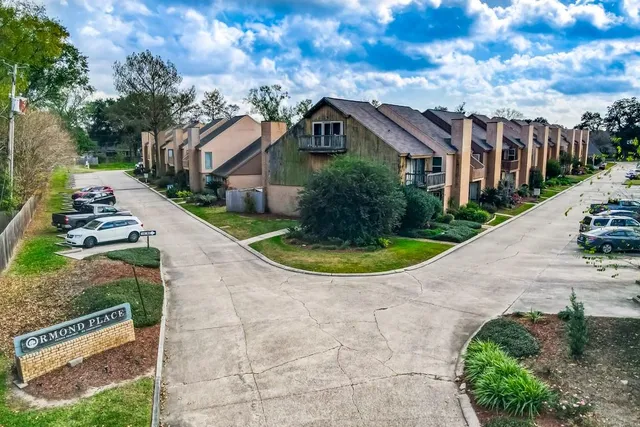 $199,900 | 21 Ormond Place, Destrehan, LA 70047