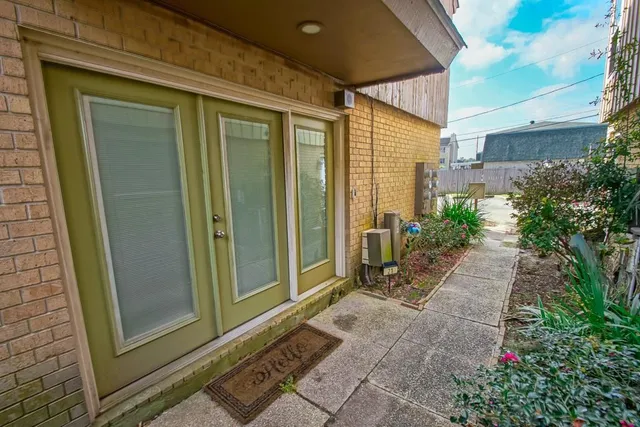 $199,900 | 21 Ormond Place, Destrehan, LA 70047