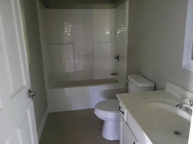 1 River Road Church Hill, TN 37642 - Photo 24 of 37 Main downstairs bath